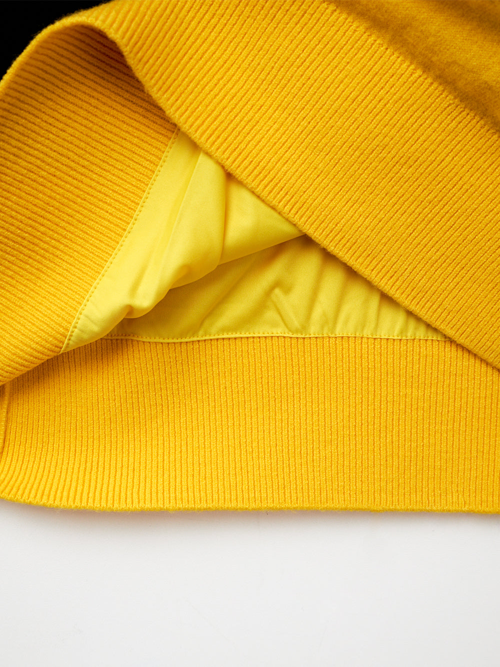 ユタ ミッドデーボルドロゴニートプールオーバー (女性用)