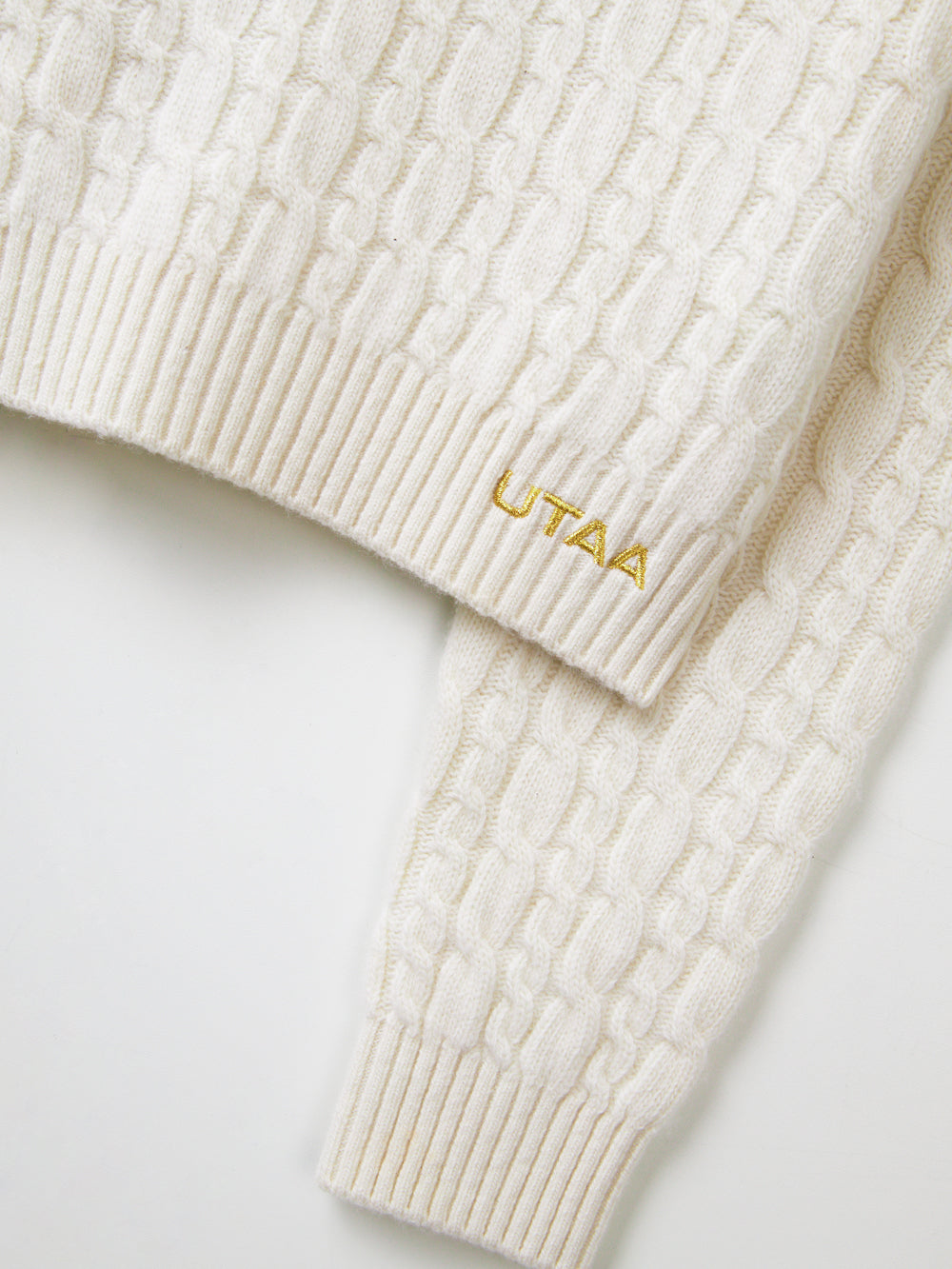 UTAA ドゥカットWoolニットプルオーバー : Women's