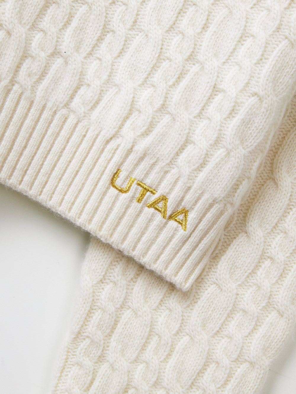 UTAA ドゥカットWoolニットプルオーバー : Women's