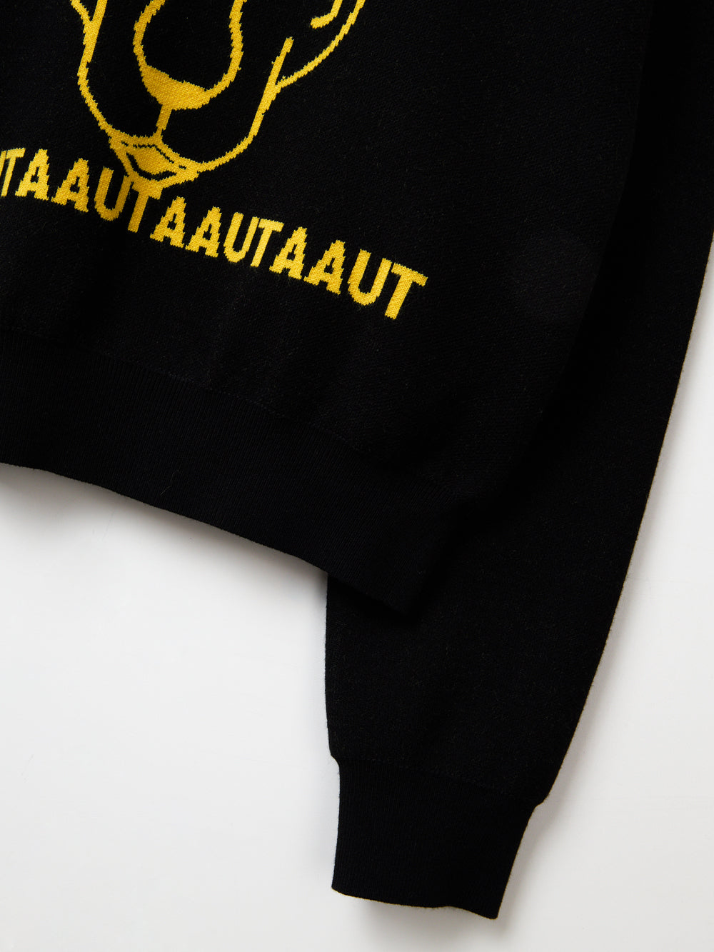 UTAA クラウンパンサーニットプルオーバー ブラック : Women's