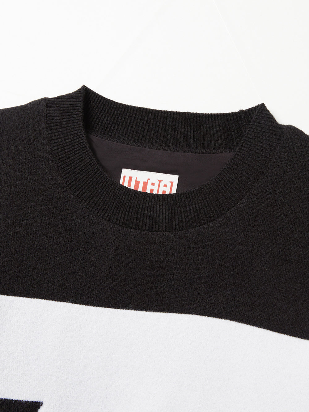 UTAA ミッドデーボールドロゴニットプルオーバー : men's