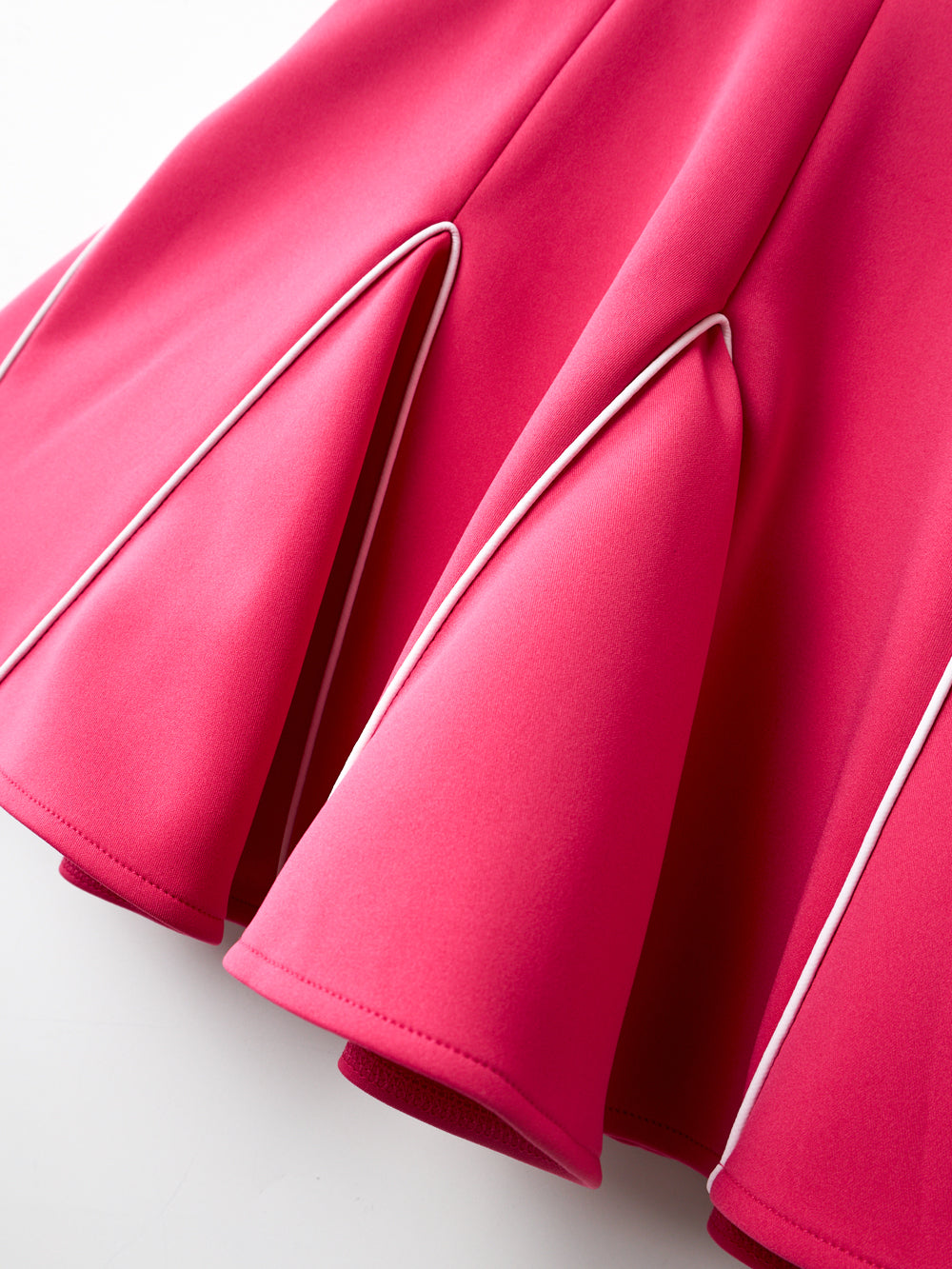 ユタ ワイルドパンサーカラーフレアスカート