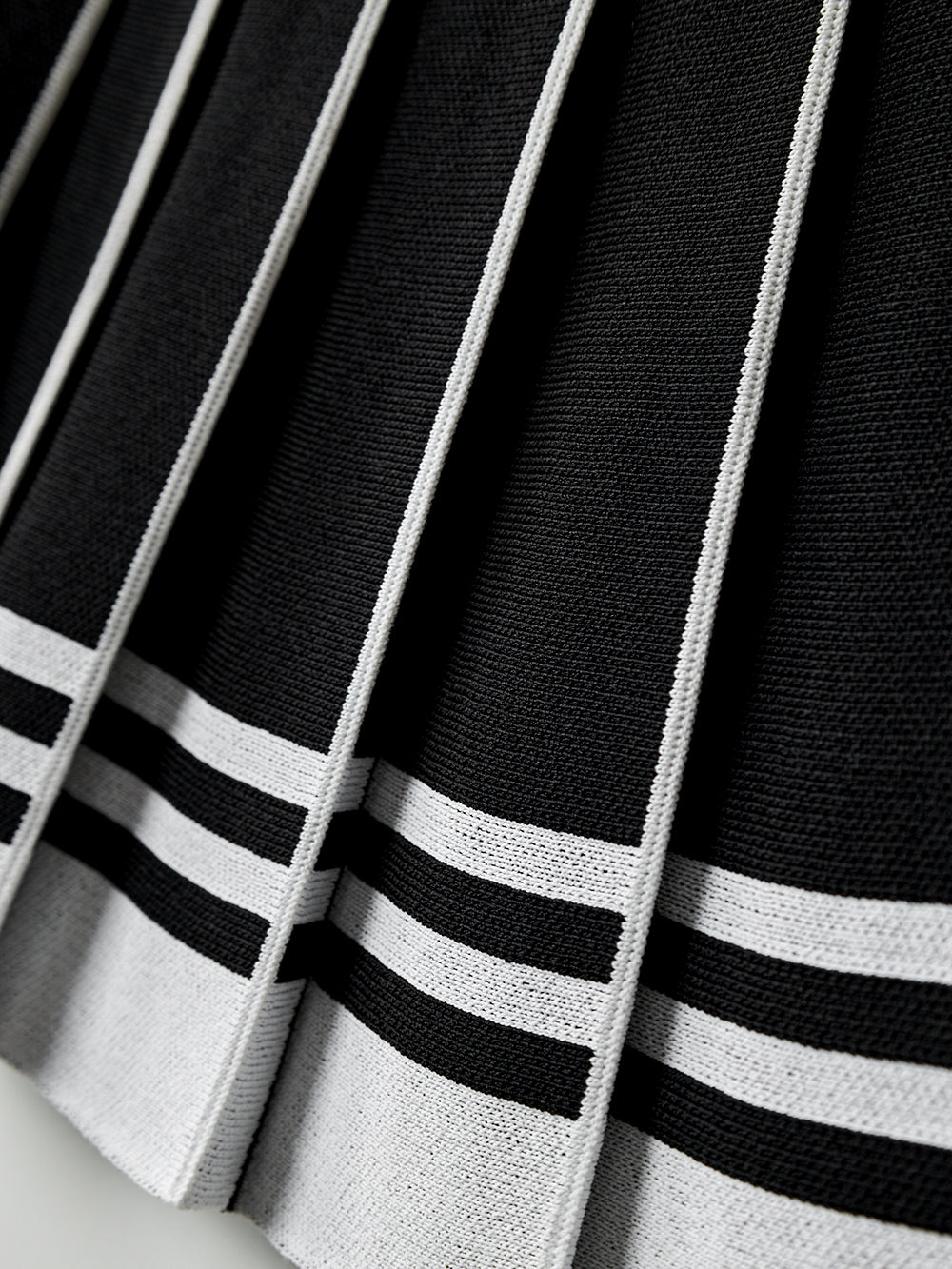 ユタ ファンスィストライプニットスカート