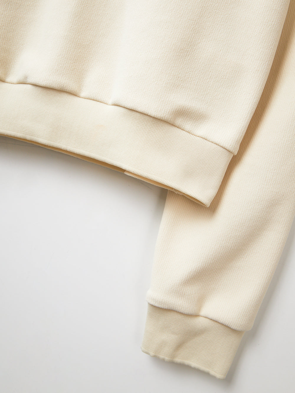 UTAA ドゥカットパンチングレースPKスリーブ アイボリー : Women's