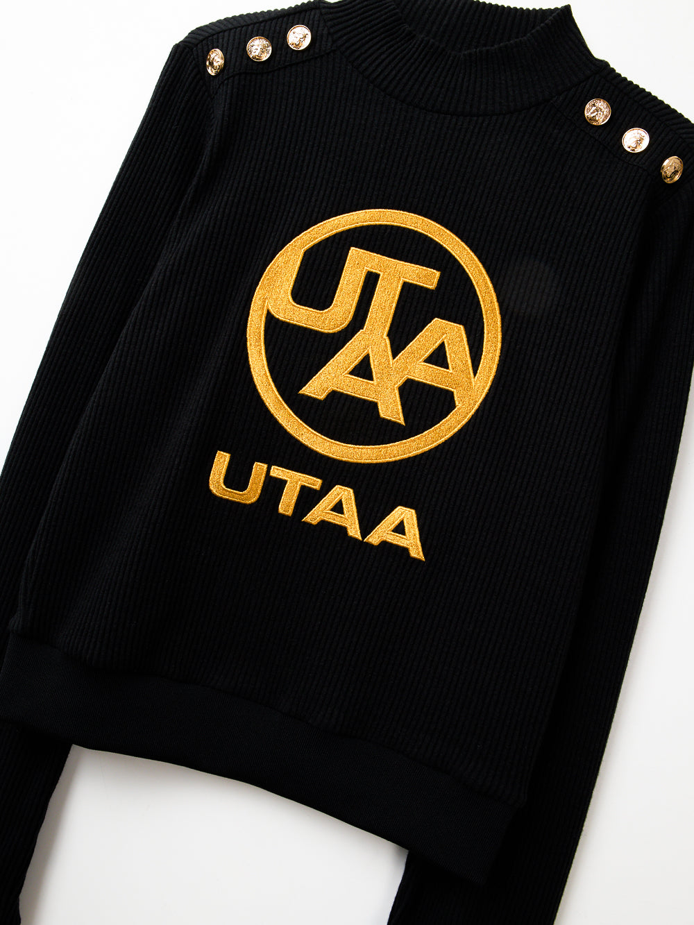 UTAA ゴールドエンブレムタートルネックスリーブ ブラック : Women's