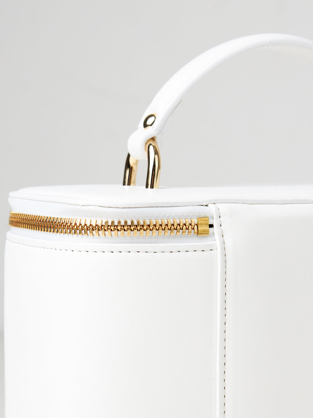 ユタ モルトカラーシェードエンボストッドバック