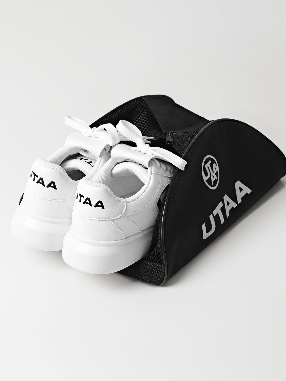 UTAA モノクローム ダービー キルティ ゴルフ スニーカー:女性用