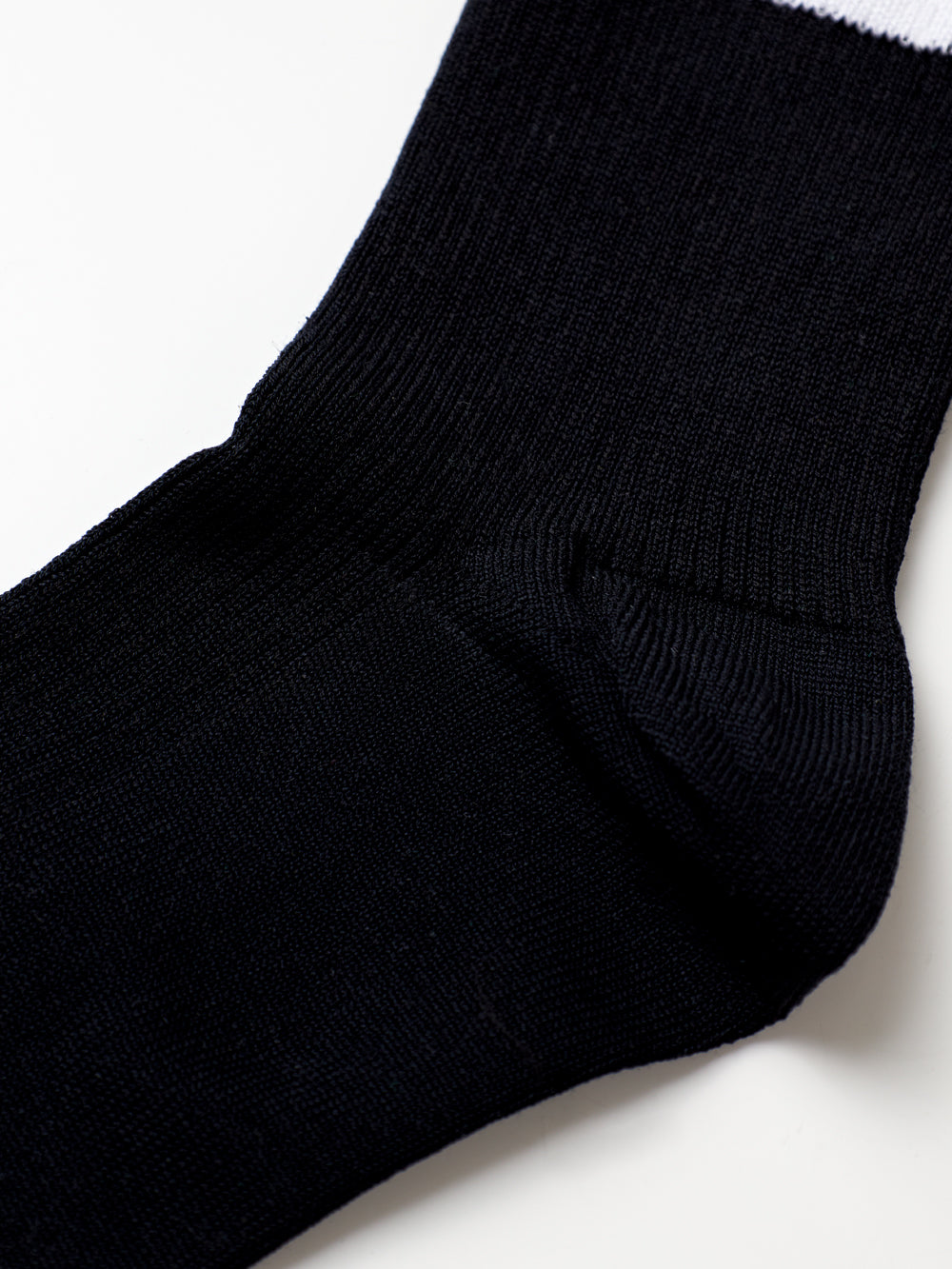 UTAA シンボルカラーソックス ブラック : Women's