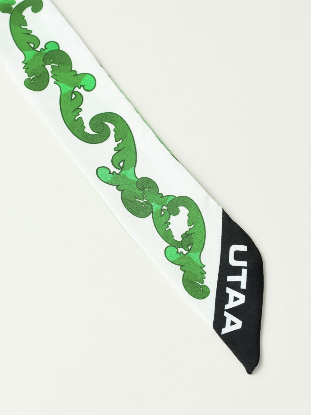 UTAA シークエンスバロックGraphicScarf グリーン : Women's