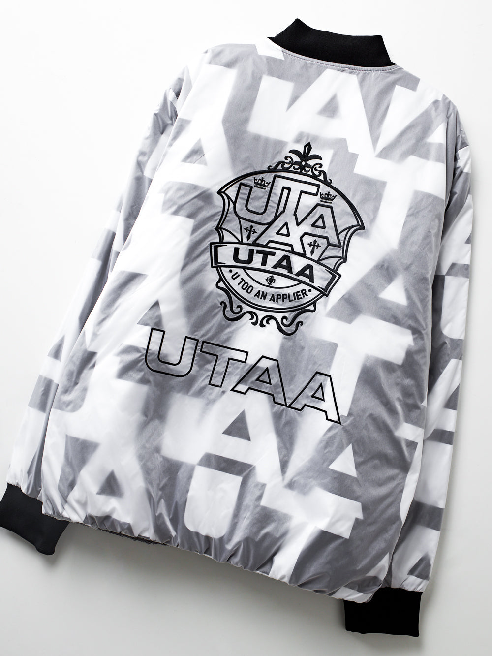 UTAA ピクセルロゴダウンジャンパー : men's