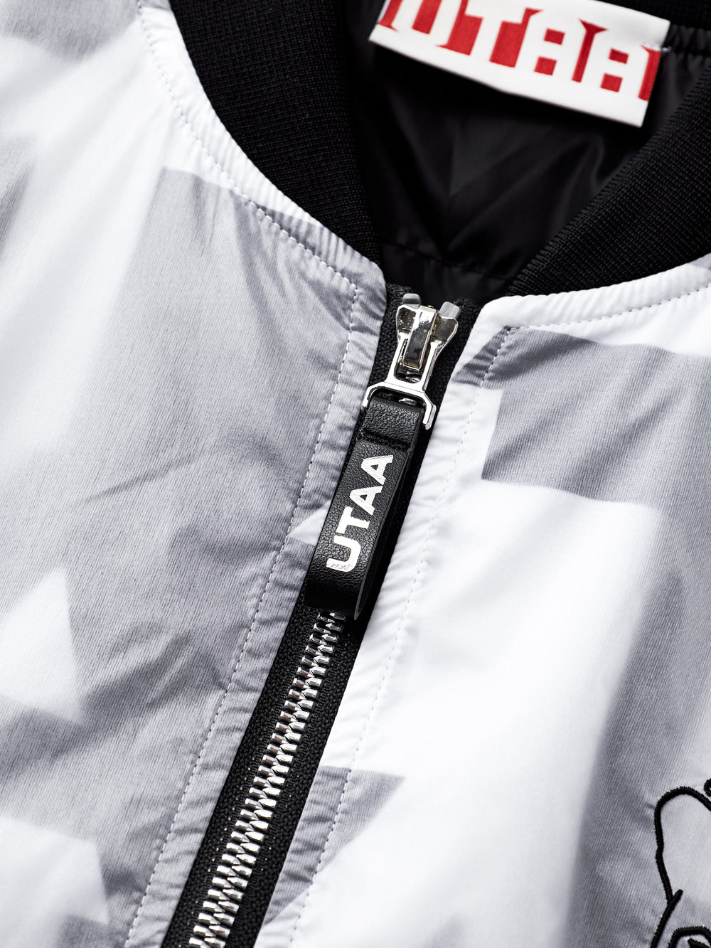UTAA ピクセルロゴダウンジャンパー : men's