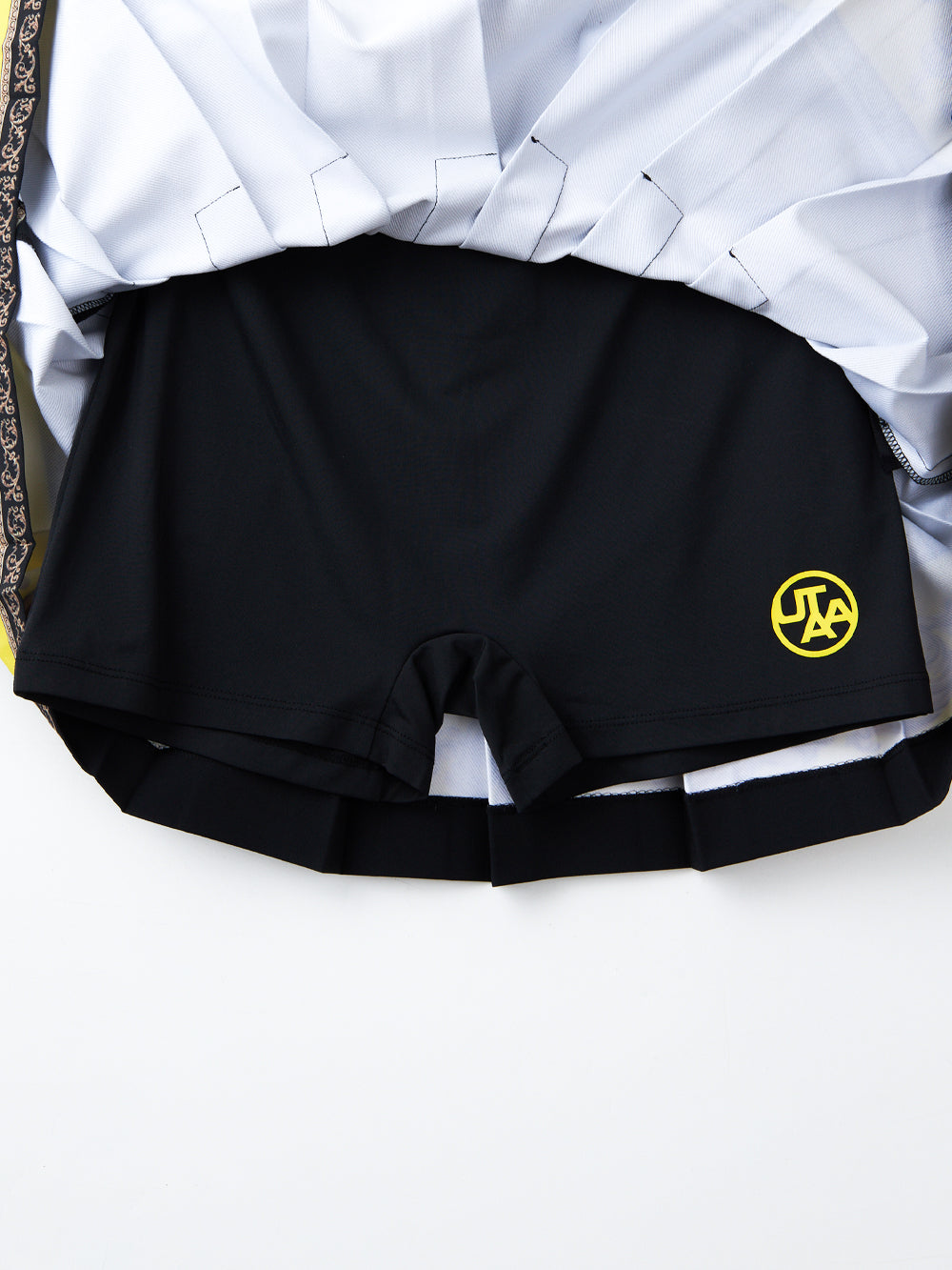 ユタ ネオンゴールデンバロックフレアスカート