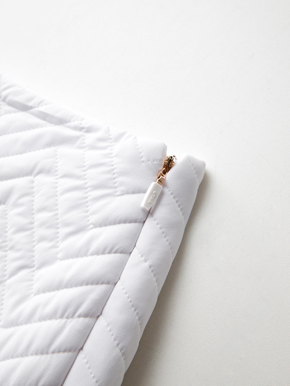 ユタ ゴールデンスケールキルティングダウンスカート