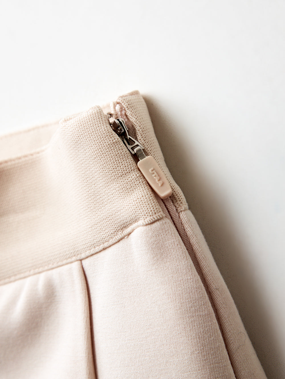 ユタ シグナルロゴフレアスカート