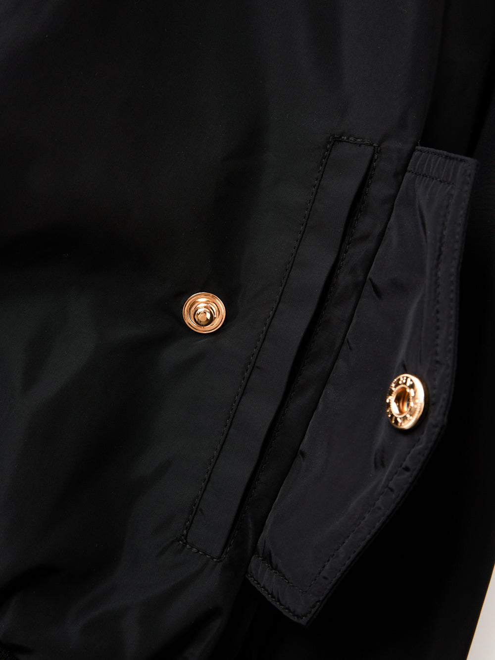 UTAA ギルトリングクラウンパンサーウィンドブレーカージャンパー : Women's