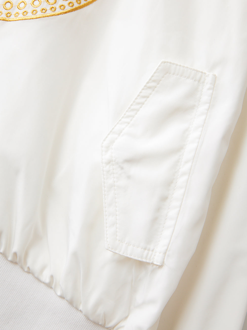 UTAA ギルトリングクラウンパンサーウィンドブレーカージャンパー : Women's