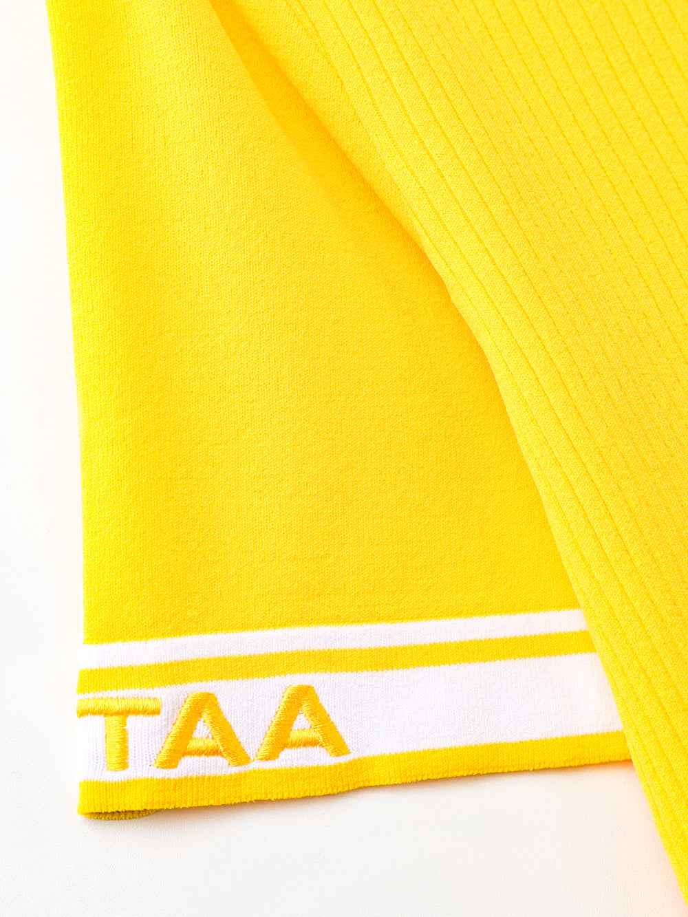 UTAA オーキドラインオープンネックニート : Women's
