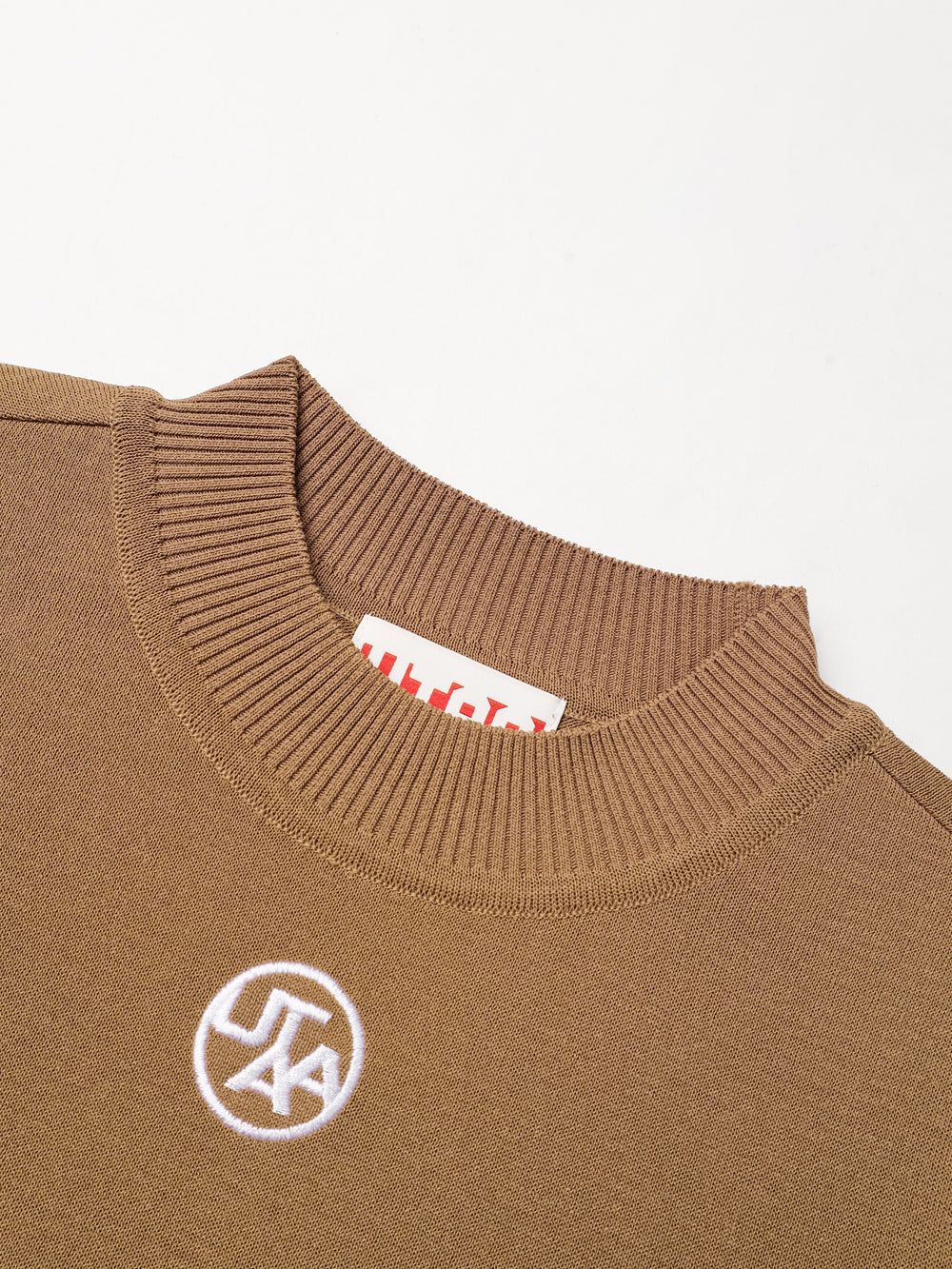 UTAA パンチングロゴタートルネックニート : Women's