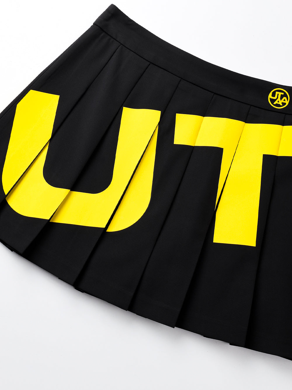 UTAA モントバルクロゴプリーツスカート