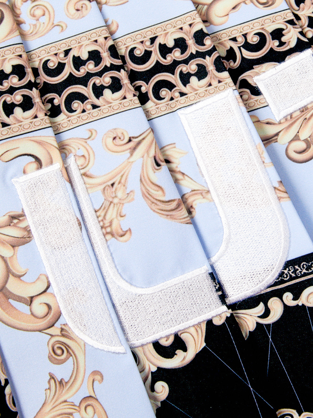 ユタ カラーパールバロックプリーツスカート