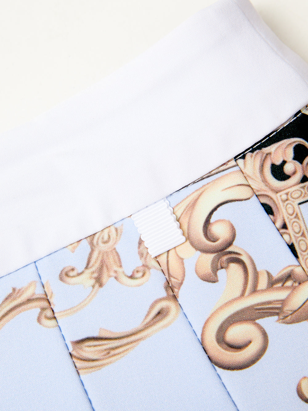 ユタ カラーパールバロックプリーツスカート