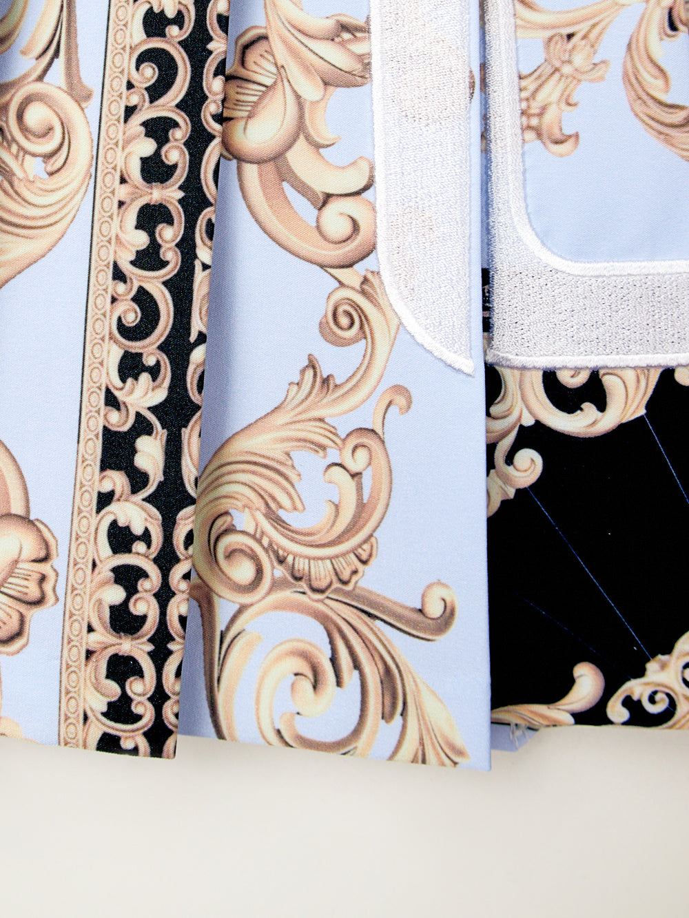 ユタ カラーパールバロックプリーツスカート