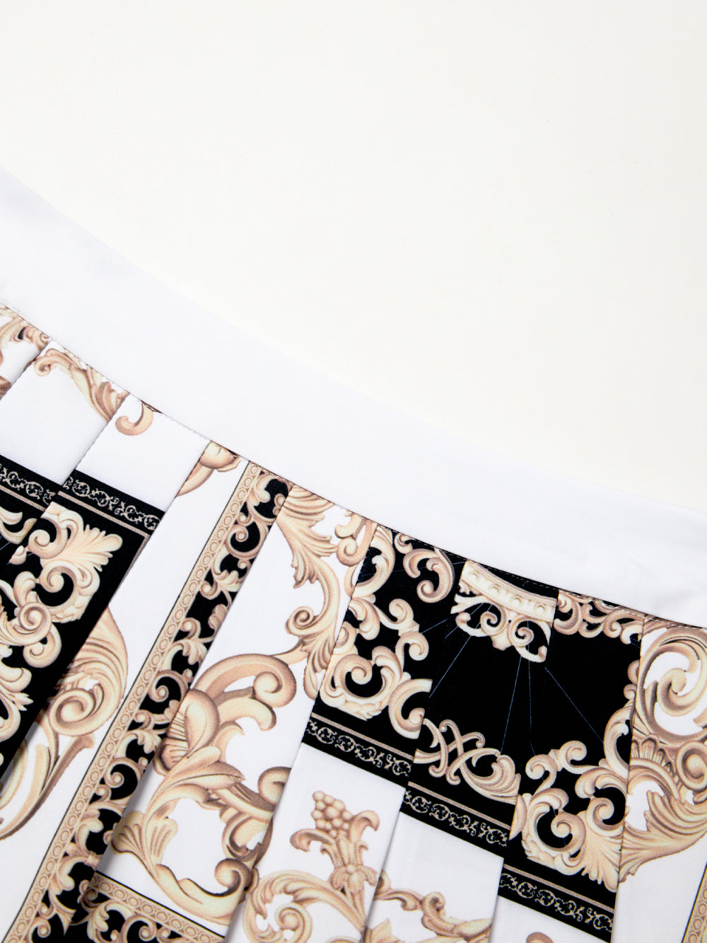 ユタ カラーパールバロックプリーツスカート