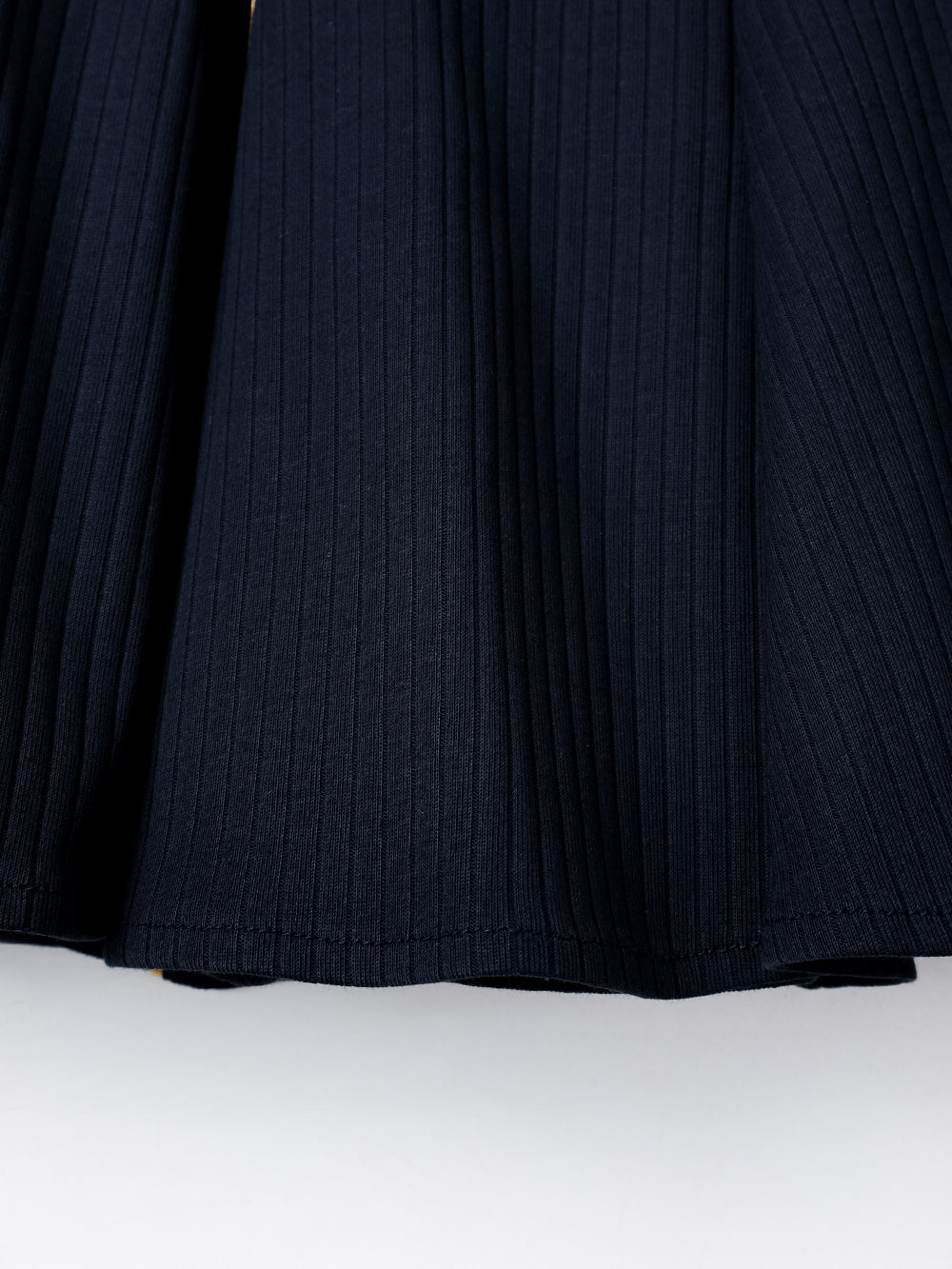 ユタ ゴールドリングパンサーラスターフレアスカート