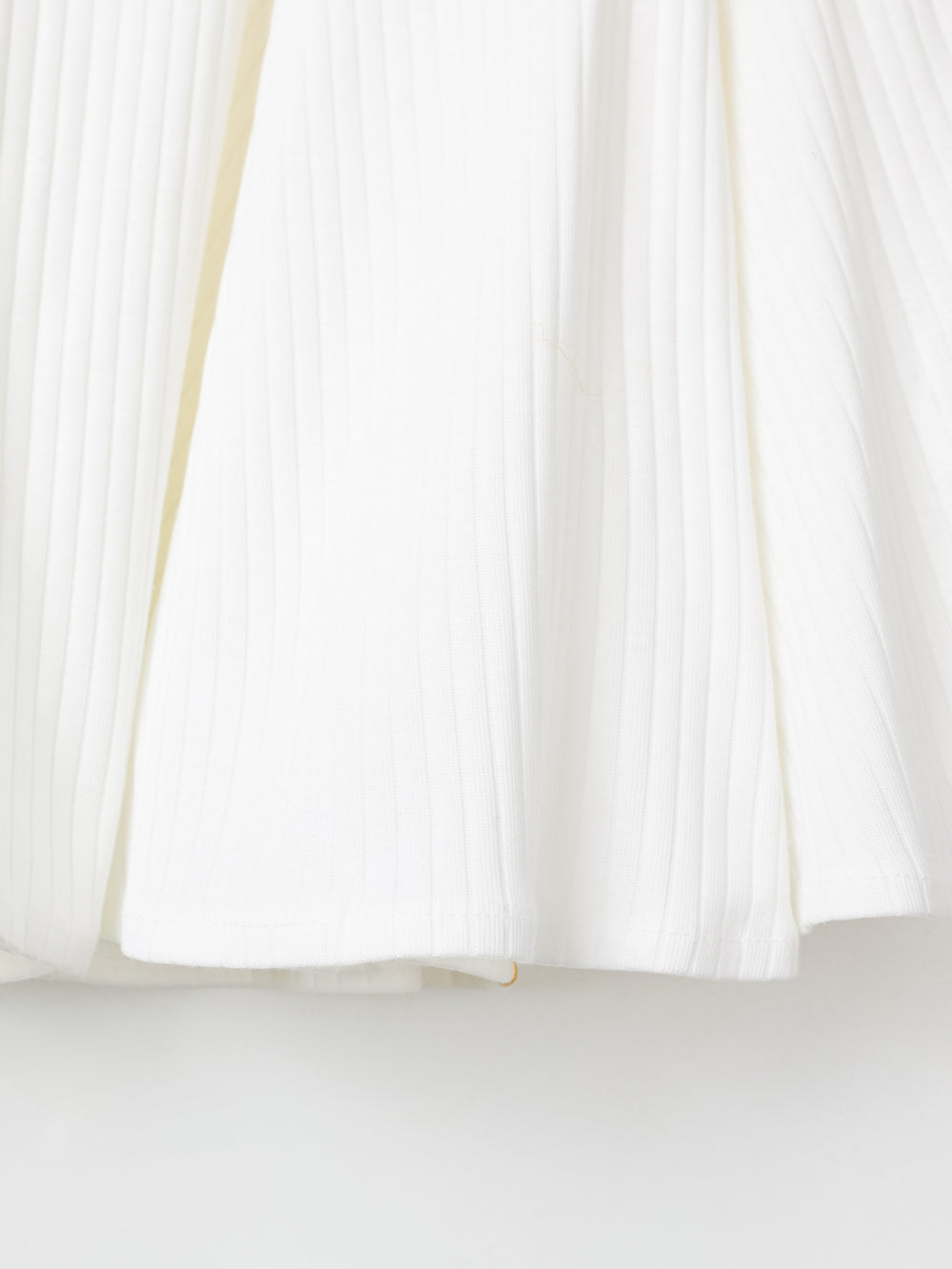 ユタ ゴールドリングパンサーラスターフレアスカート