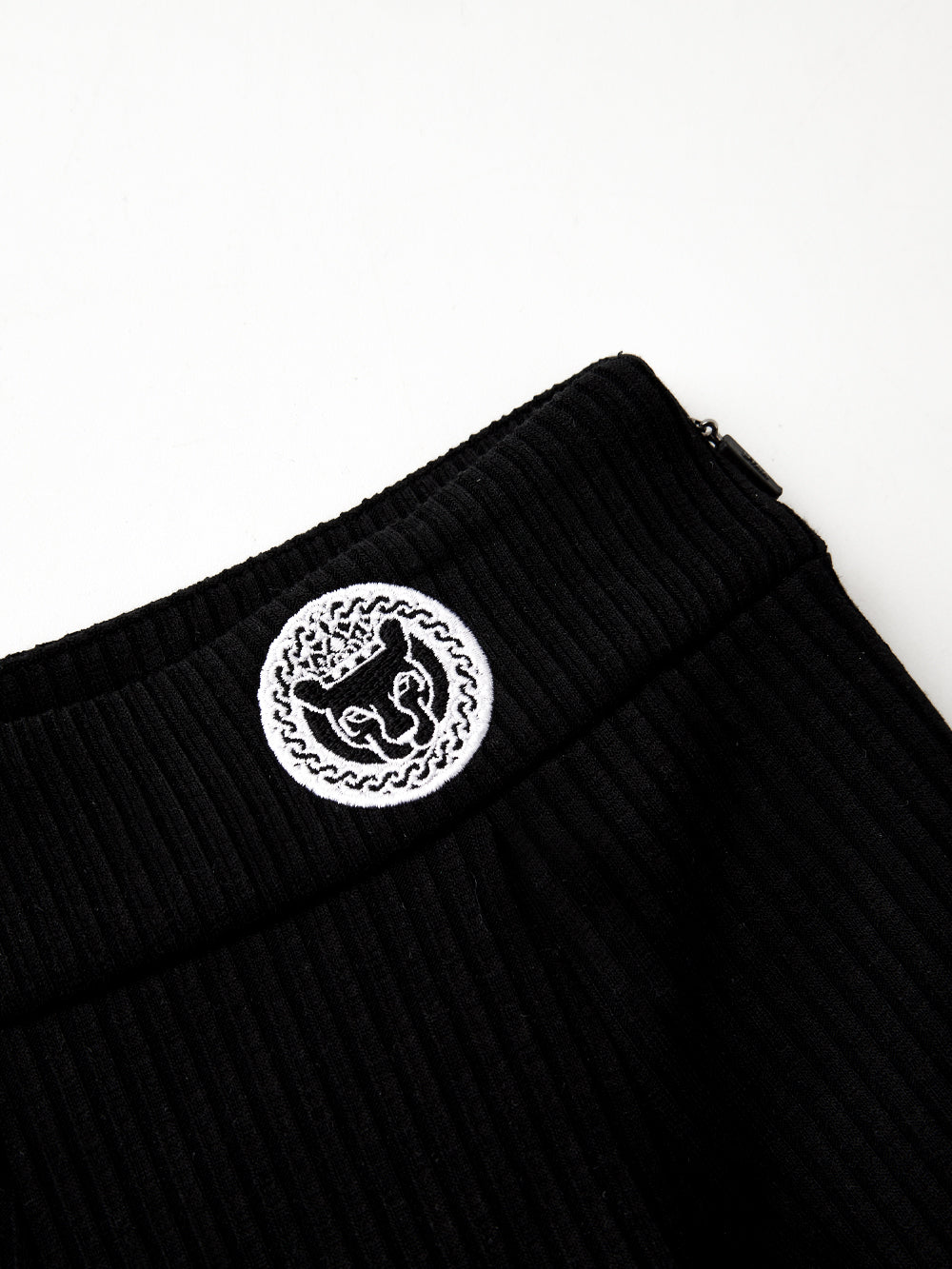 ユタ ラティスレースフレアスカート