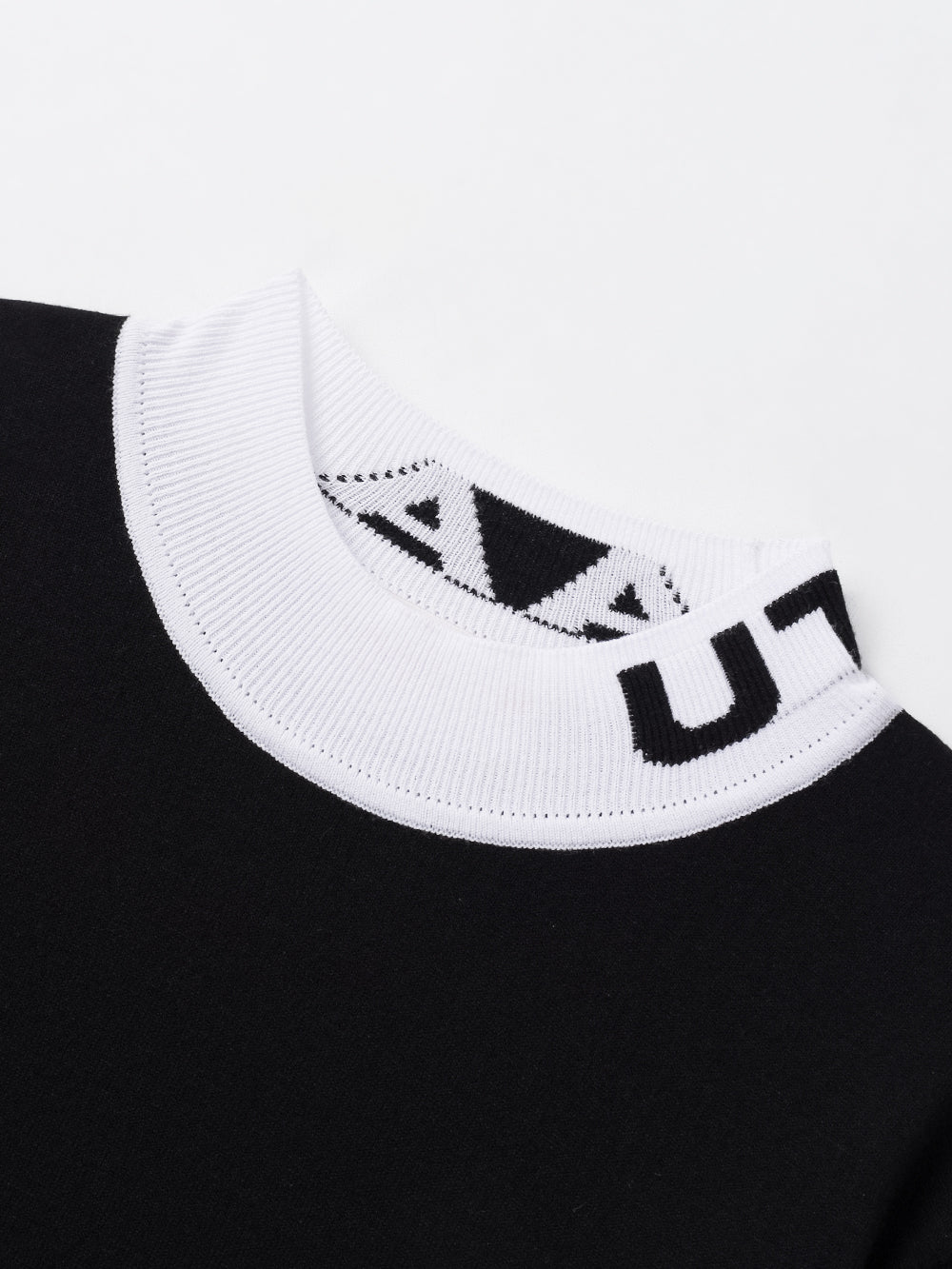 UTAA ロゴラウンドタートルネックニット ブラック : Women's