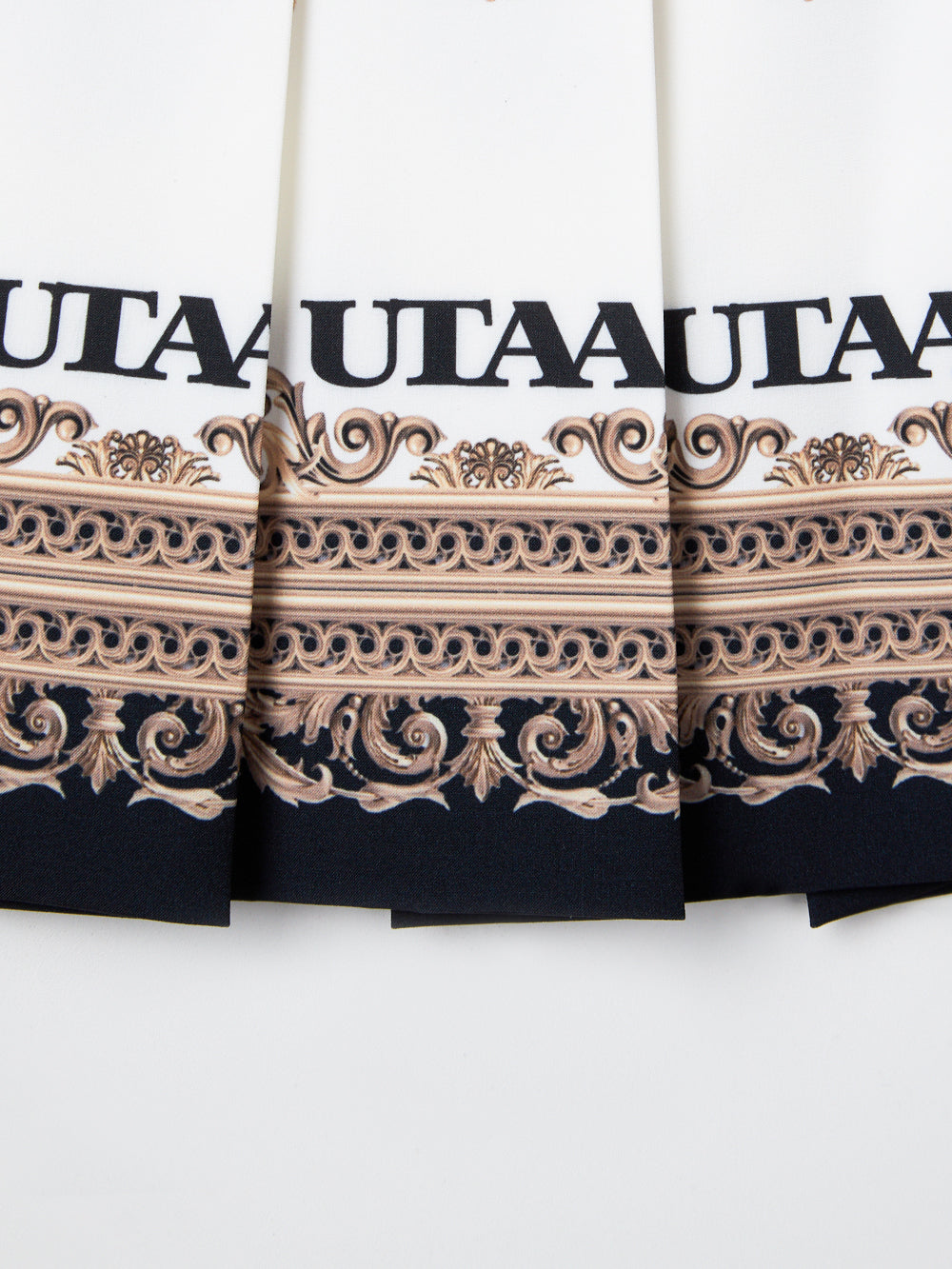 ユタ ミラーパンサーパンスカート