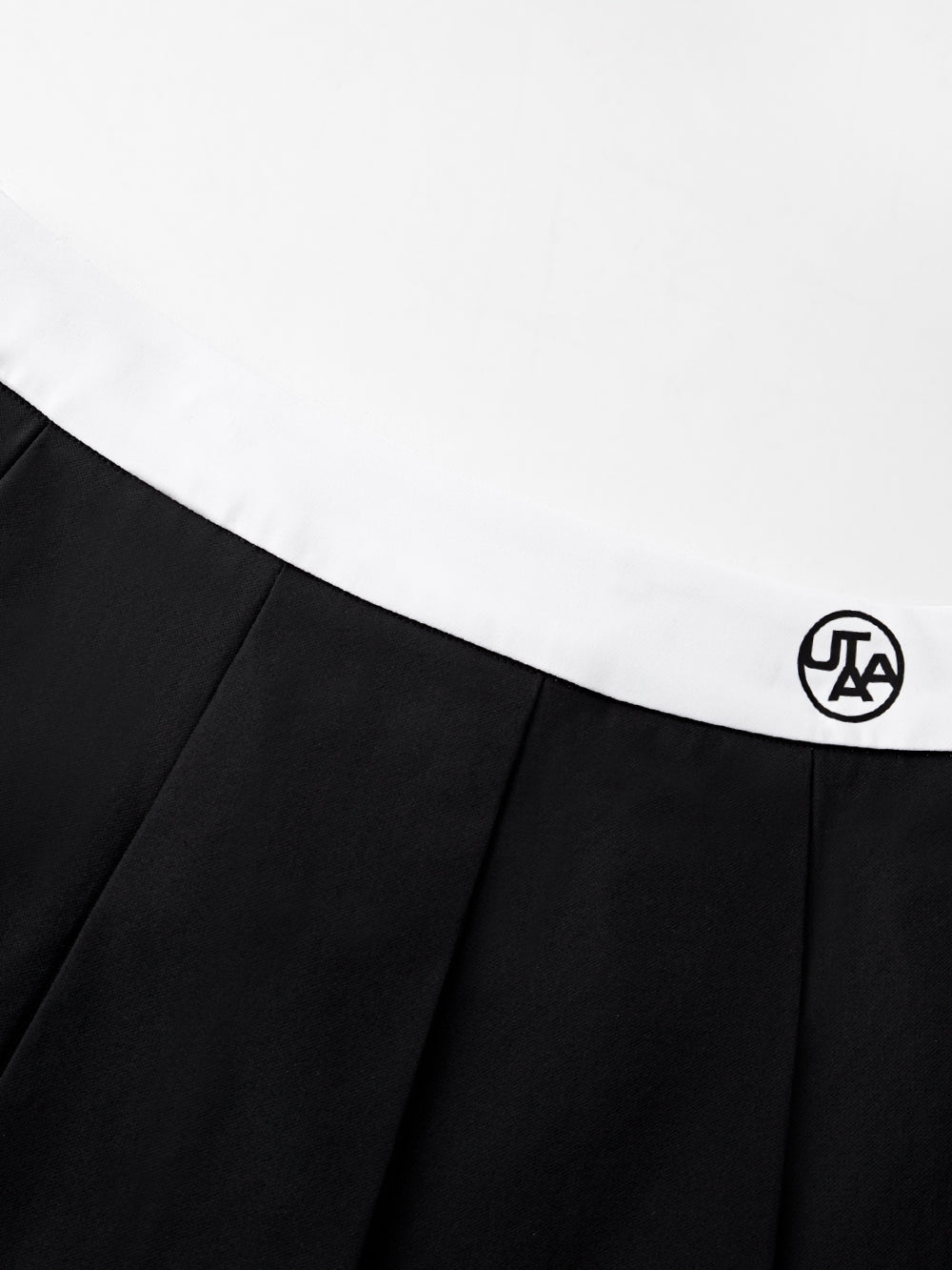 UTAA MonoralBindingプリーツスカート ブラック : Women's