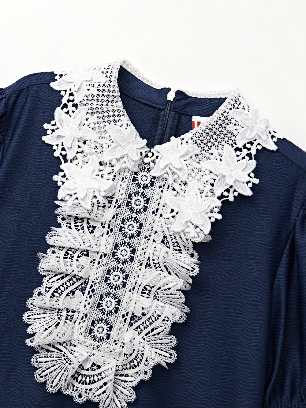 UTAA ノートルダムレースシャツ : Women's
