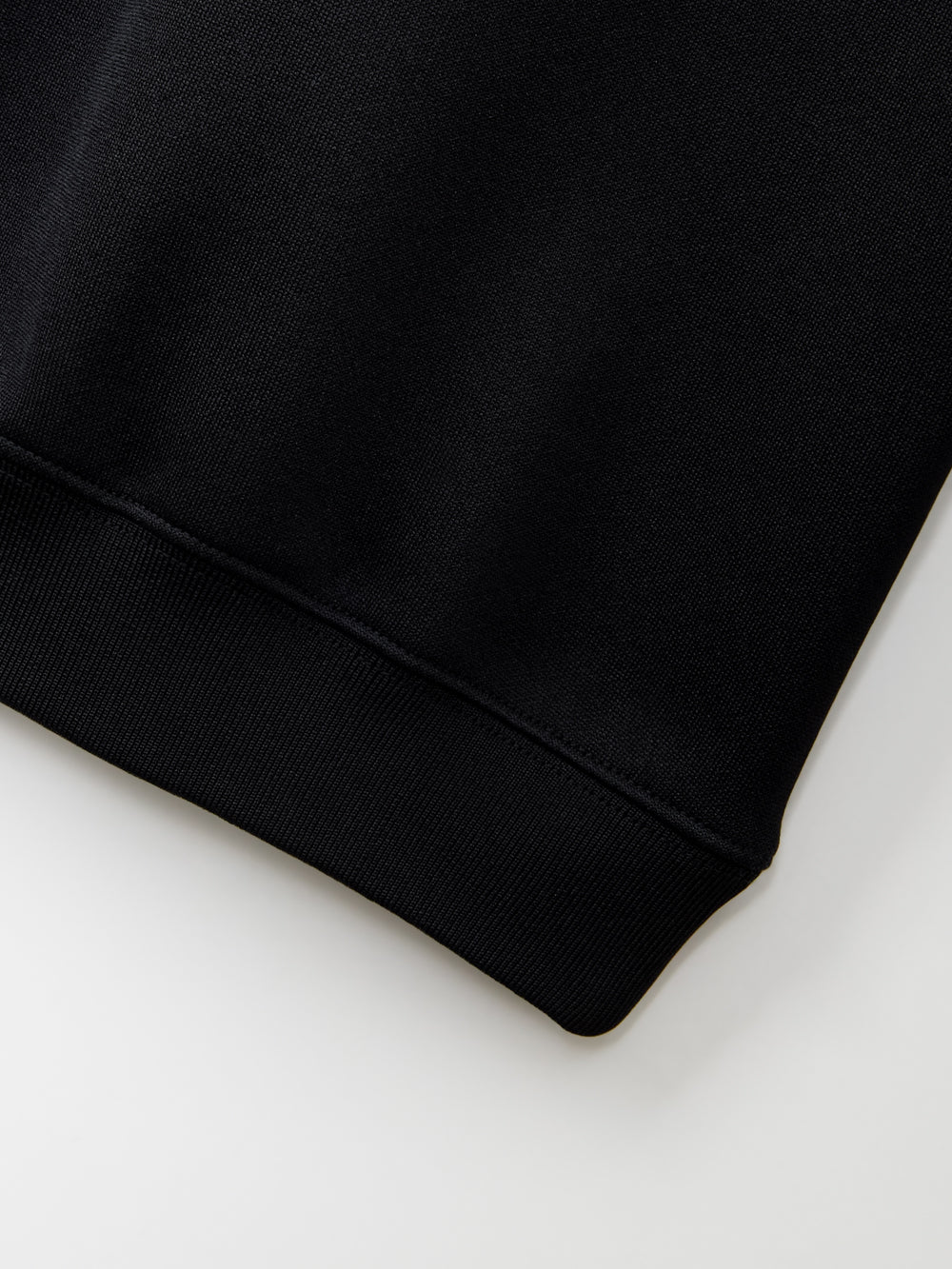 UTAA コードベーシックロゴ MTM : Unisex BK 10