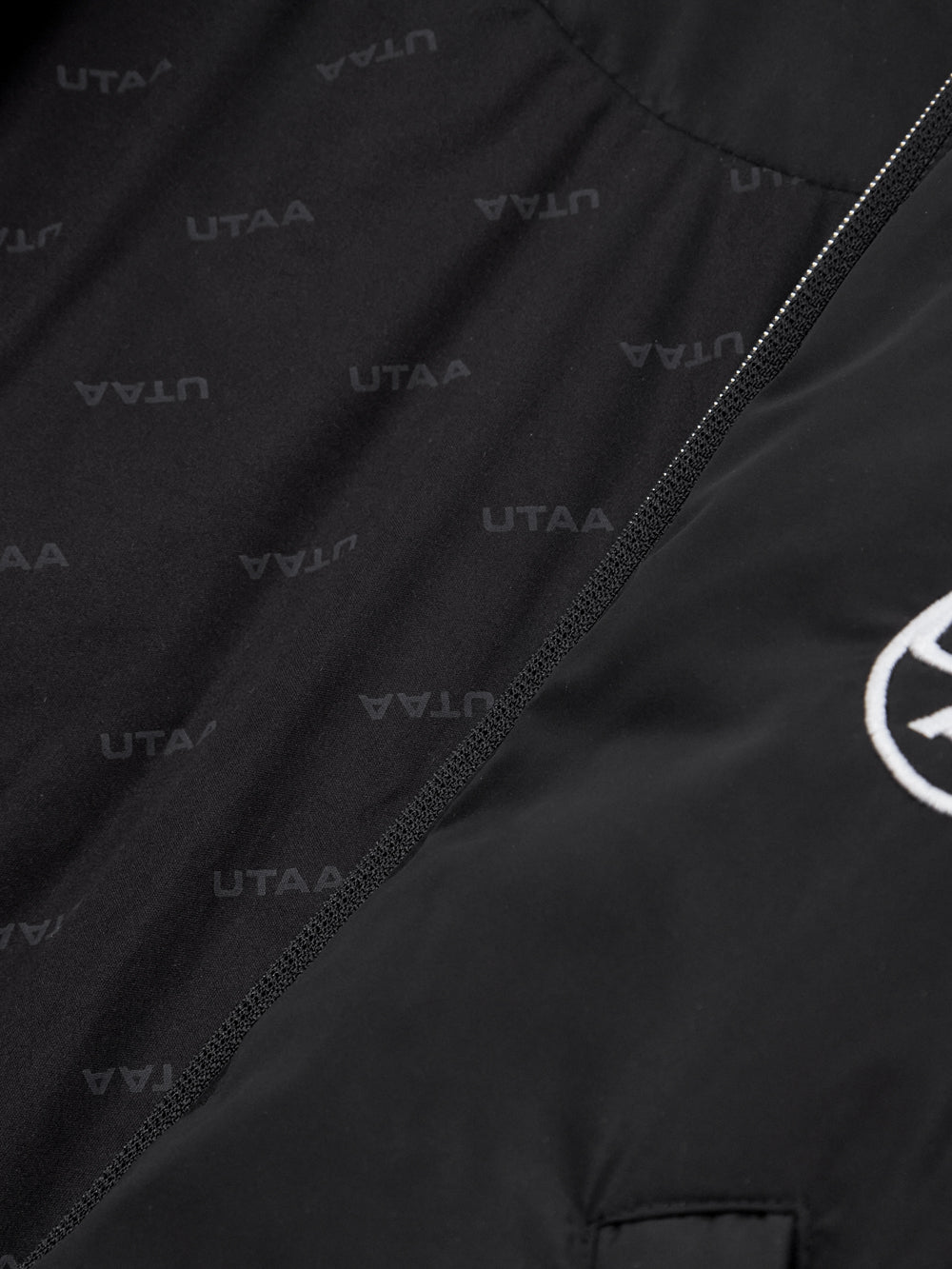 UTAA Raglanニットスリーブミックスダウンジャンパー ブラック : Women's