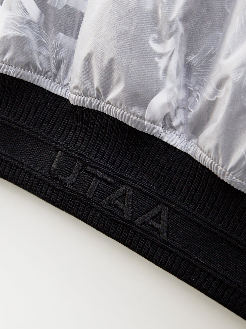 UTAA OmbreWingNoirダウンジャンパー : Women's