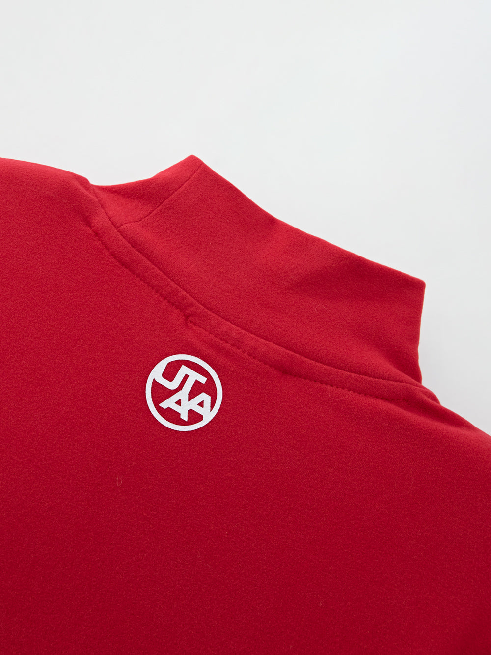UTAA スライドバルクロゴタートルネックスリーブ レッド : Women's