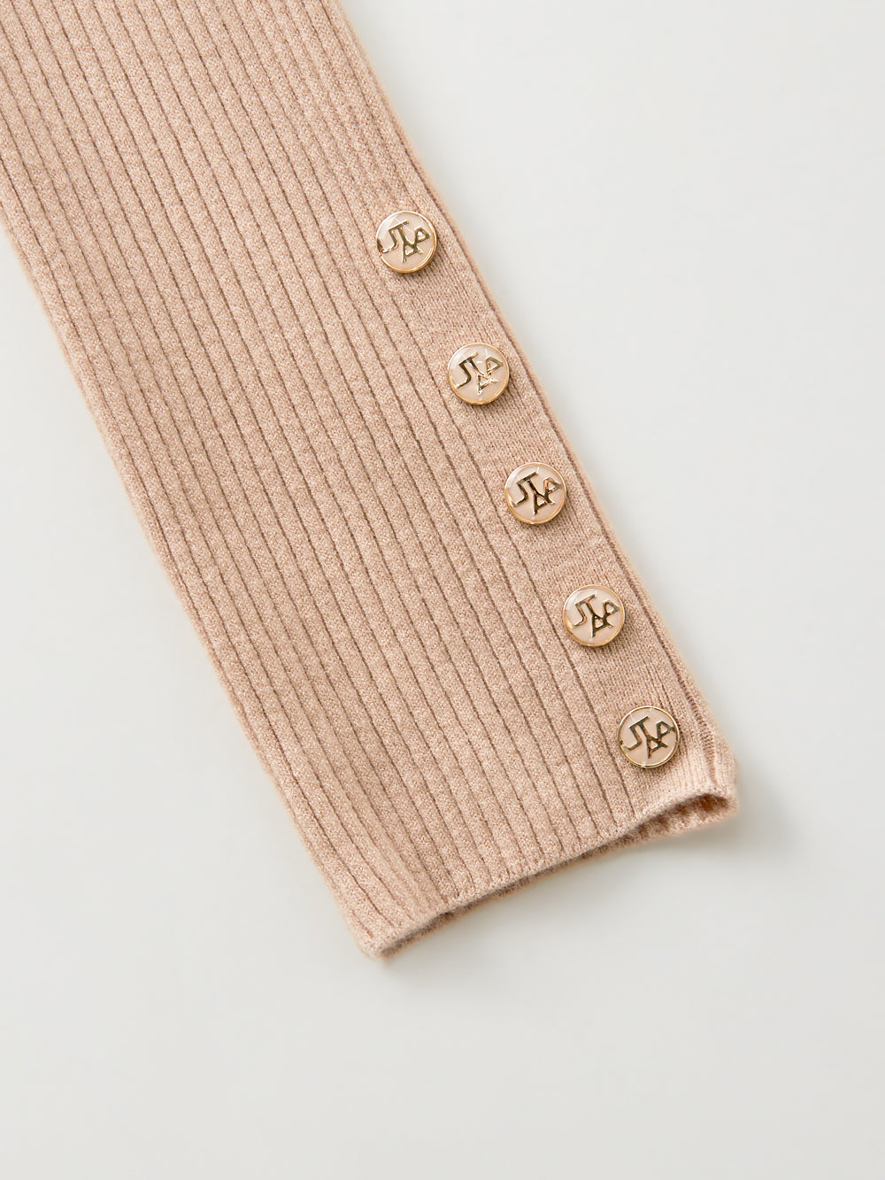 UTAA ギルトシーリングコンタータートルネックニット : Women's
