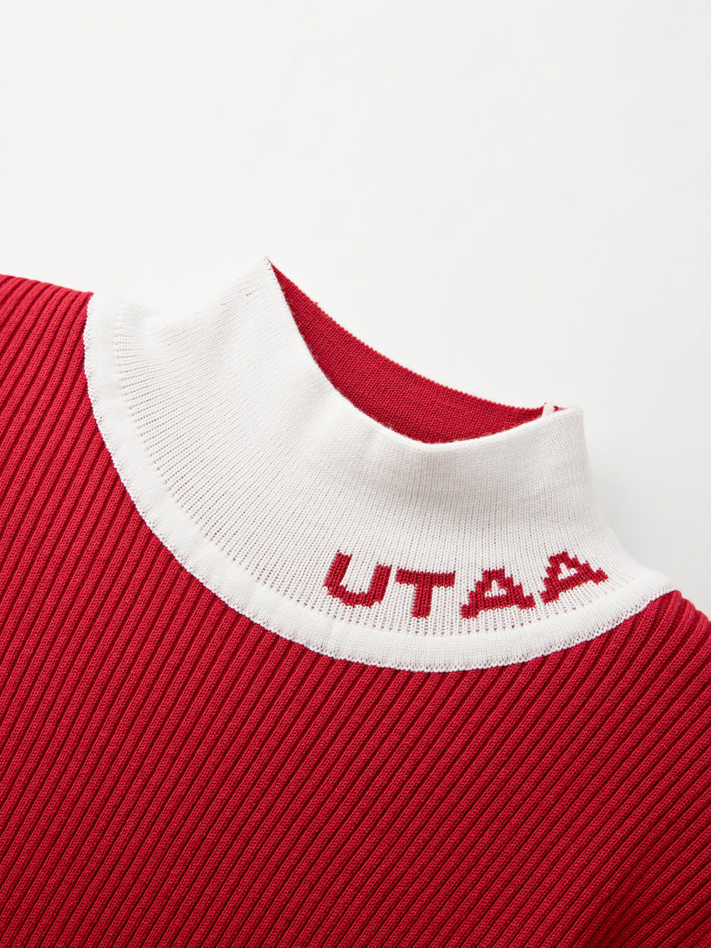 UTAA ロゴカーヴリングタートルネックニット レッド : Women's ブラック