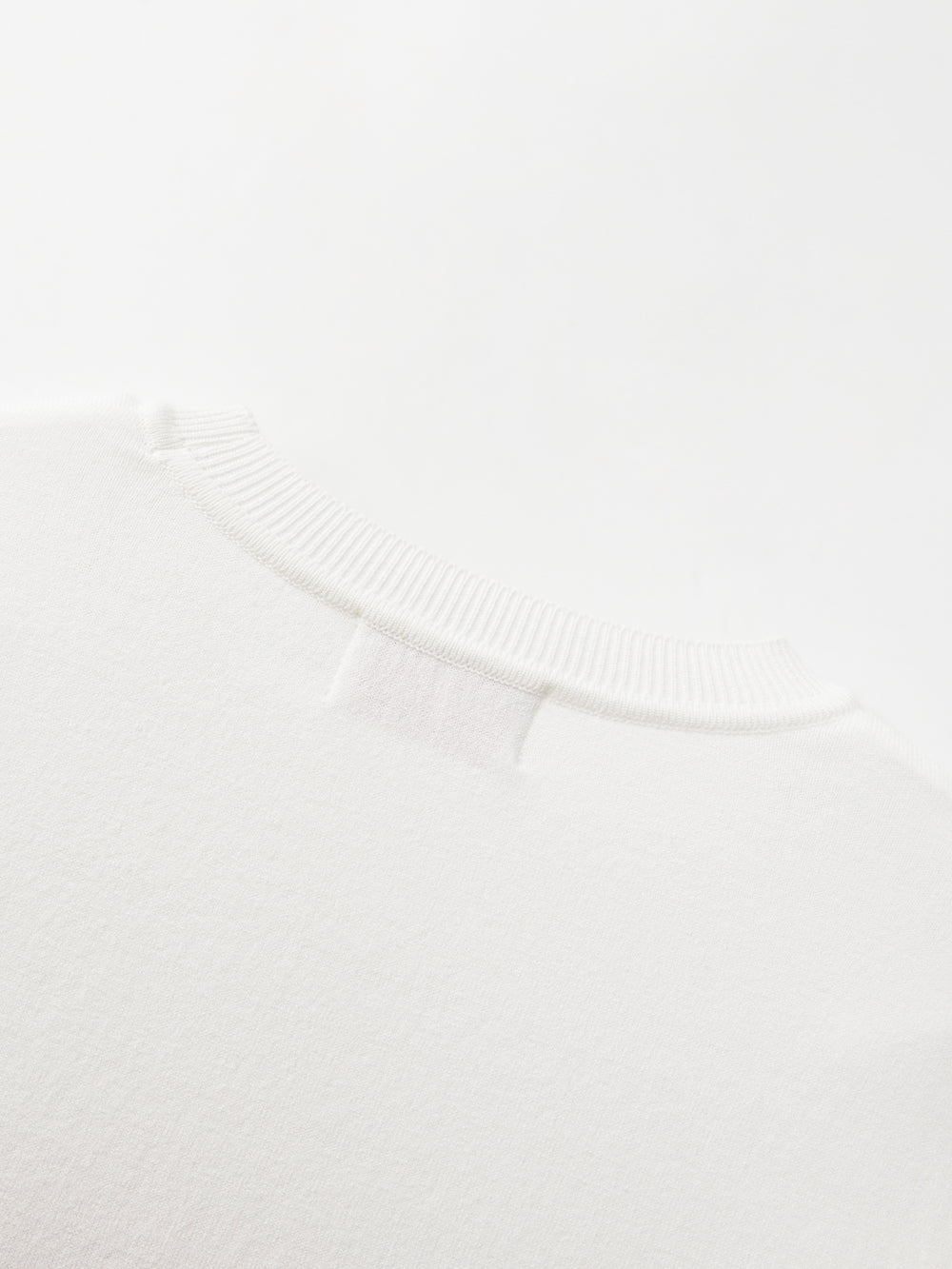UTAA Chenilleビッグエンブレムニットプルオーバー ホワイト : Men's