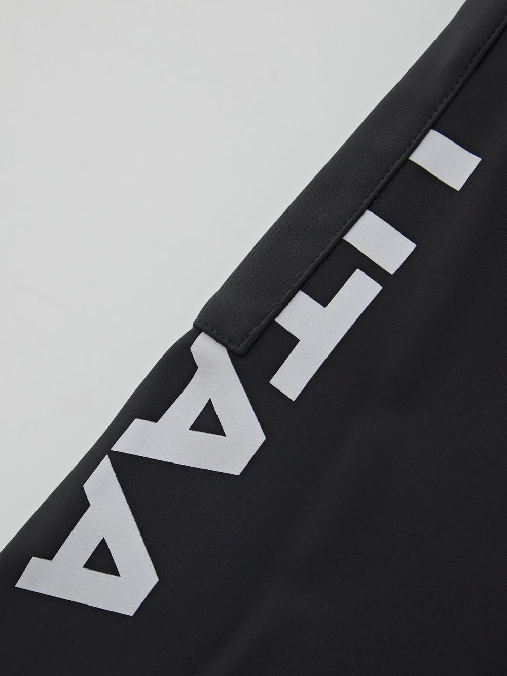 ユタ スライドロゴスクエアポケットパンツ (女性用)