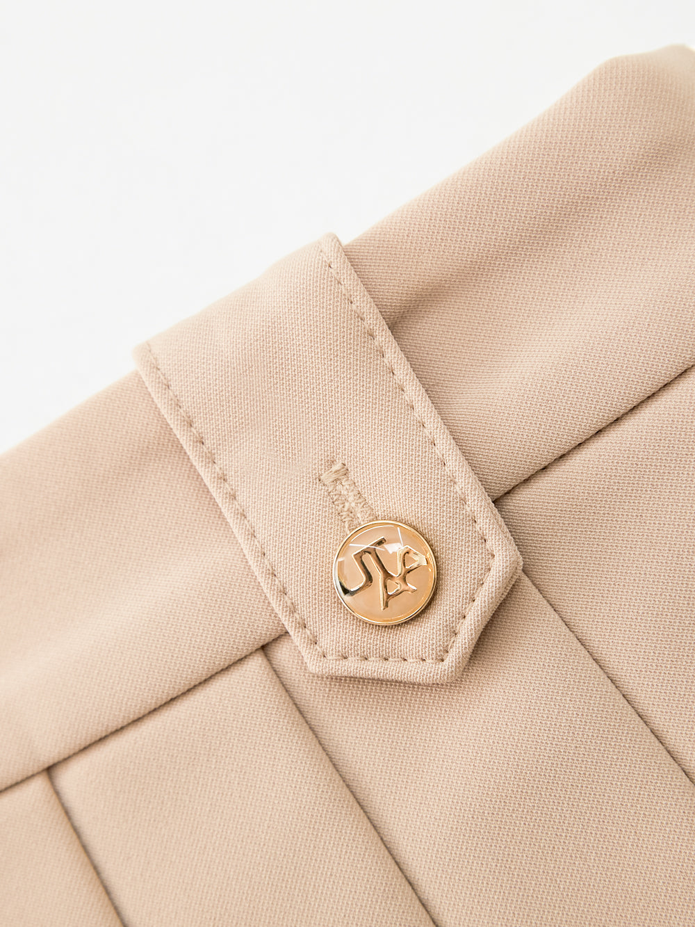 UTAA ギルトSealingコンタープリーツスカート ベージュ : Women's