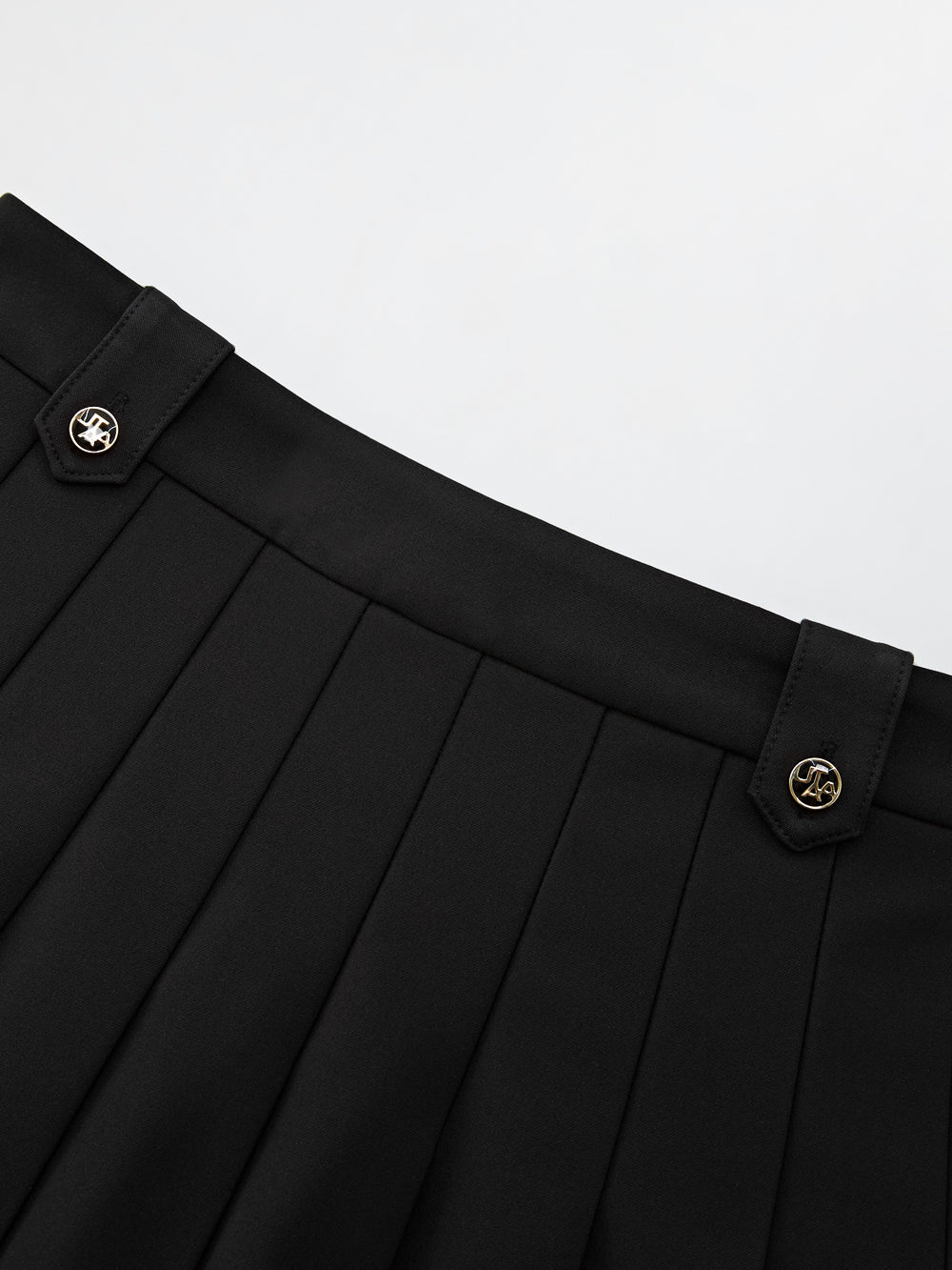 UTAA ギルトSealingコンタープリーツスカート ブラック : Women's