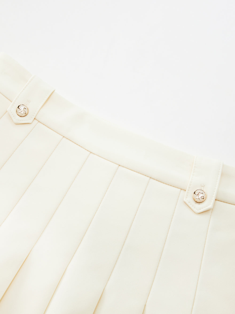 UTAA ギルトSealingコンタープリーツスカート アイボリー : Women's