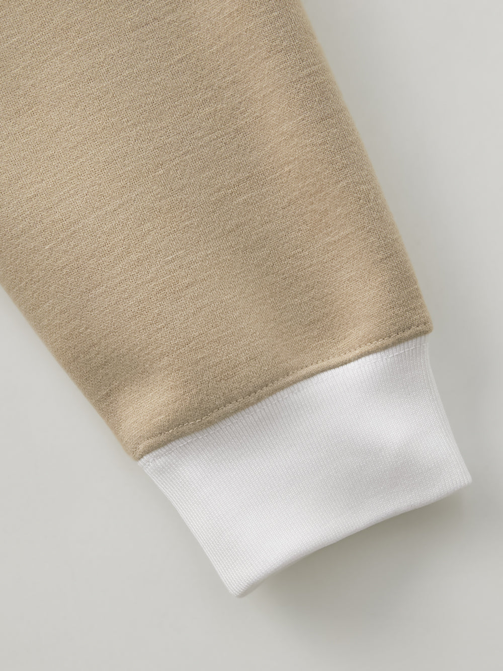 ユタ エンブレムサンディーカラースウェット (女性用)