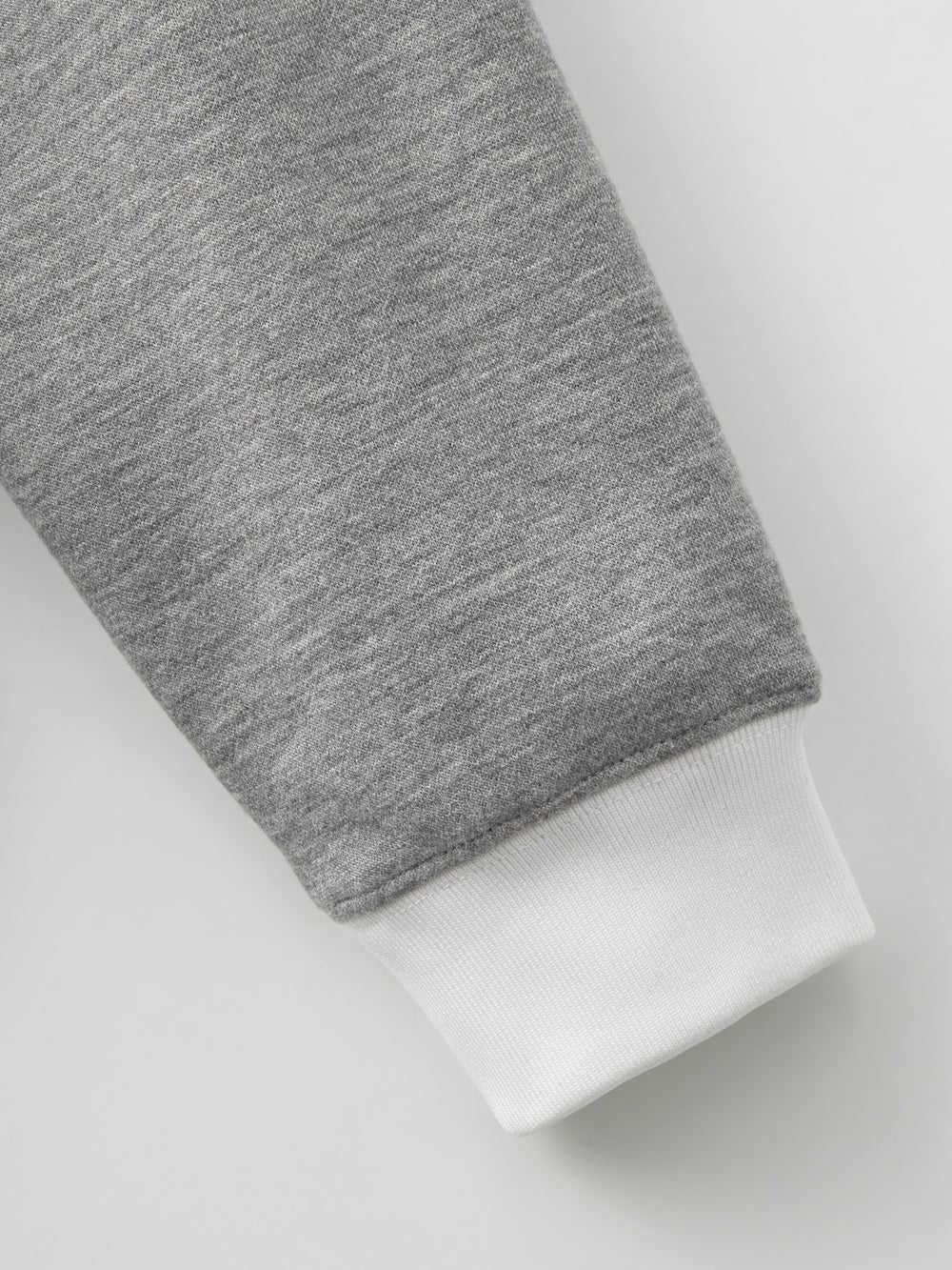 ユタ エンブレムサンディーカラースウェット (女性用)