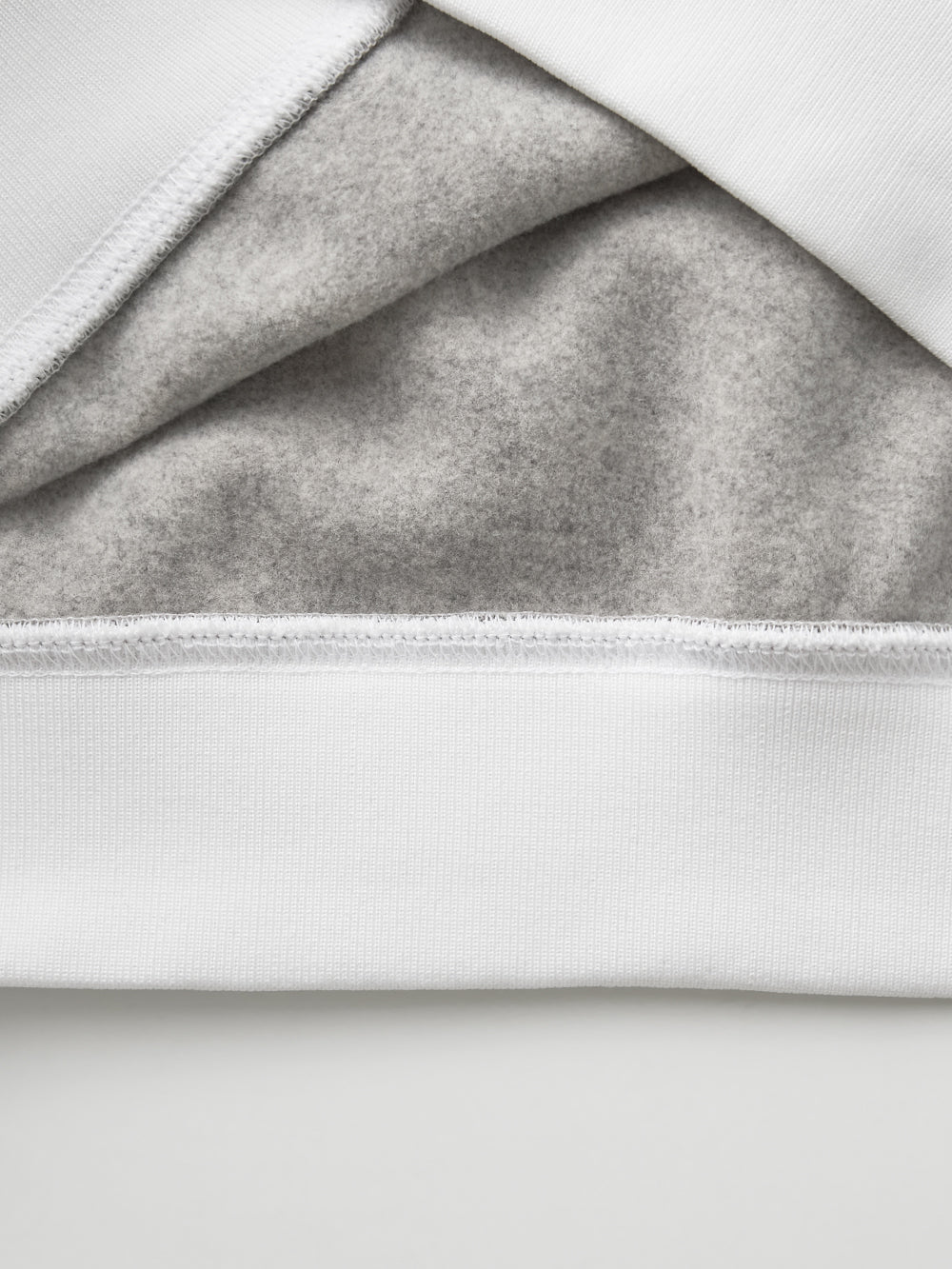 ユタ エンブレムサンディーカラースウェット (女性用)