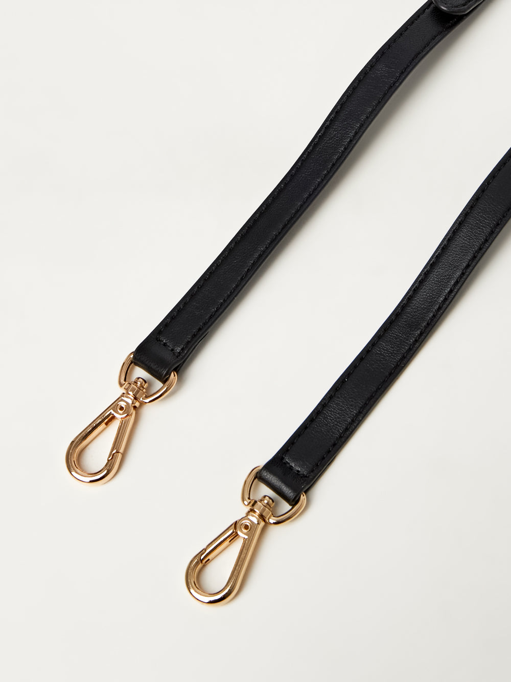 UTAA モノCircleエンブレムバケットバッグ : Women's