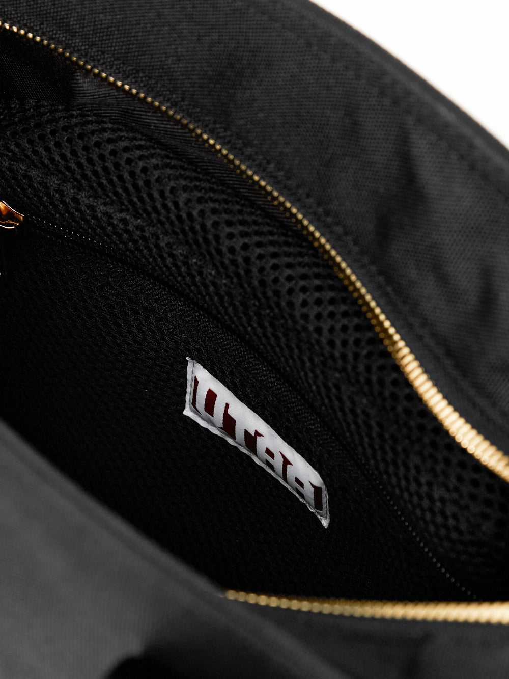 UTAA バーティカルラインクラシックトートバッグ : Women's
